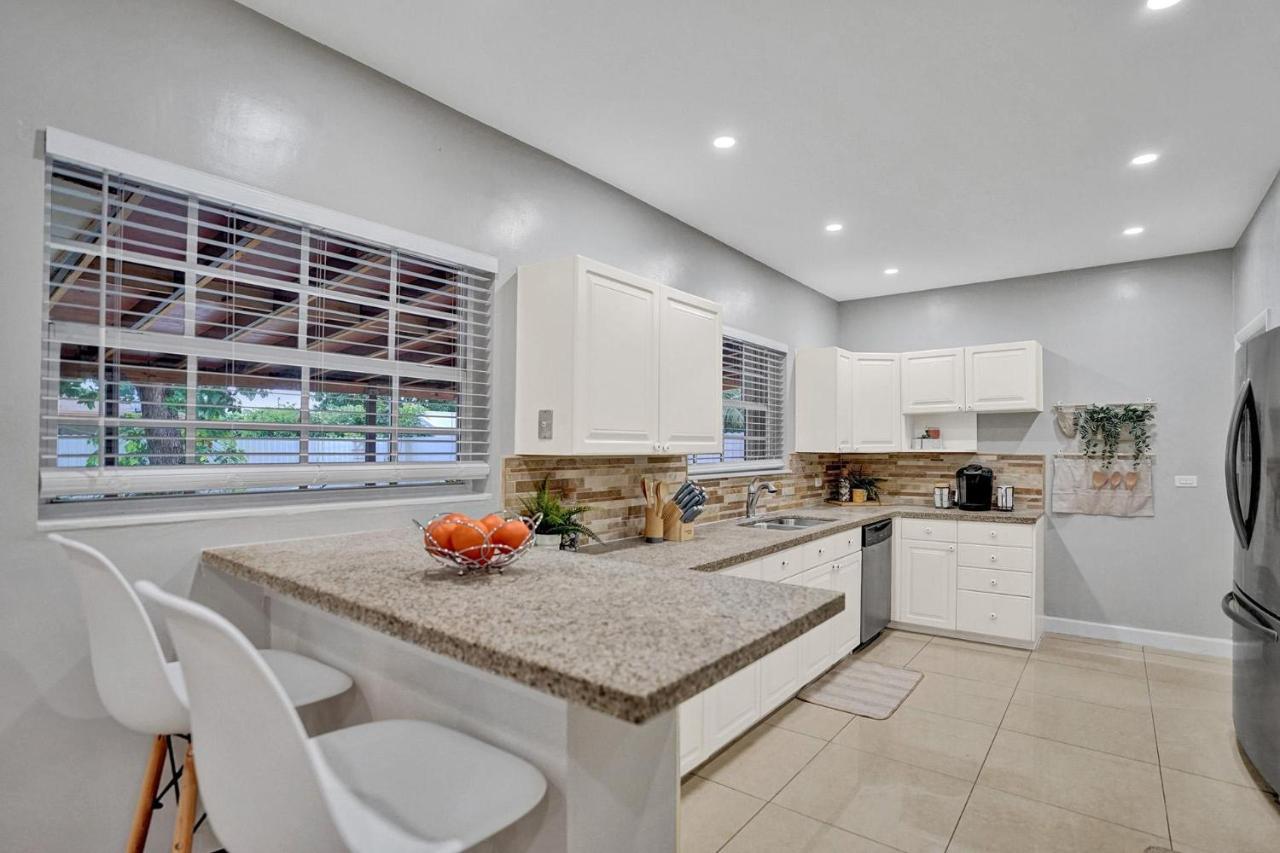 Luxury Rattan Getaway Villa Miami Kültér fotó